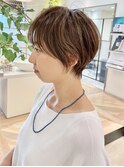 大人可愛いショート/小顔/ハイライト/白髪ぼかし/30代/40代