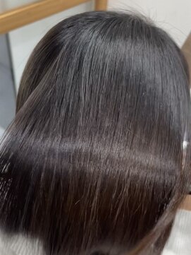 ココノサロン ハナレ(cocono salon HANARE) 乾かしただけの仕上がり 強い癖への美髪矯正