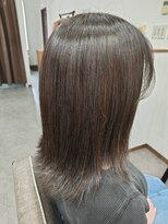 美容室 グリリ(guriri)&nbsp;毛先軽めの外ハネスタイル★のお客様