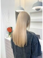 VETRO HAIR SALON 【ベトロ　ヘアサロン】【10月中旬 NEW OPEN（予定）】&nbsp;ケアダブルブリーチ×ミルクティーベージュ/ハイトーン