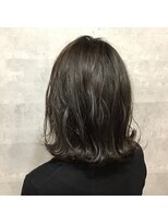 ヴィヴ(VIVE)&nbsp;外ハネフォギーアッシュ