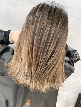 オリ(‘Oli) バレイヤージュ＿パールベージュ