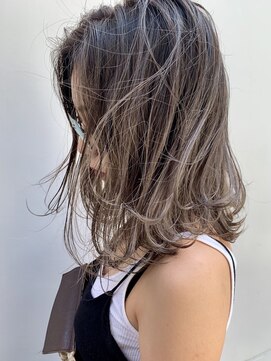 ソルトウォーター 南堀江(SALT WATER) 外国人風　ハイライト　ホワイトグレージュ