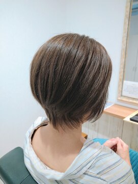 ヘアーリゾート モアナ(hair Resort moana) ☆幅広い年齢層にも合うショートボブ☆