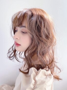 ブランカヘアー 高浜(BLANCA HAIR)の写真/話題の《グローバル ミルボン》や大人気の《髪質改善トリートメント》取り扱い店★触りたくなる髪に！