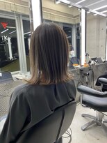 イキ 表参道(iki omotesando)&nbsp;モード/無造作ウェーブ/大人ガーリー[表参道駅]