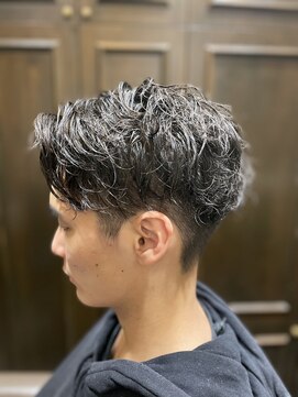 ヒロギンザバーバーショップ 神楽坂店(HIRO GINZA BARBER SHOP) 爽やかパーマスタイル