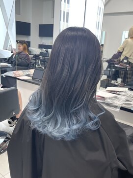 アライブ キチジョウジ(ALIVE Kichijoji) アイスブルーグラデーションカラー