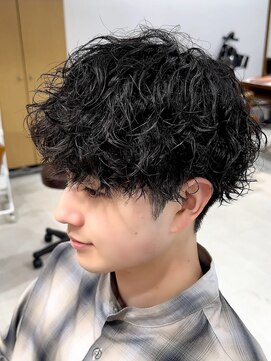 ネイロ 錦糸町(NeiRo) 波巻きスパイラルパーマツイストスパイラルパーマメンズマッシュ