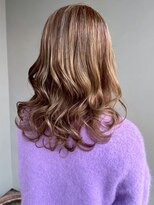 ナカオコアフュール(NAKAO COIFFURE)&nbsp;ミルクティーベージュ ハイライト コテ巻きアレンジ