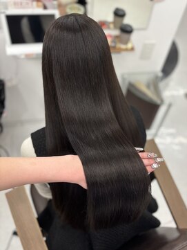 ハピネス 梅田茶屋町店(HAPPINESS) 髪質改善 艶髪 ダークグレージュ チャコールグレージュ レイヤー