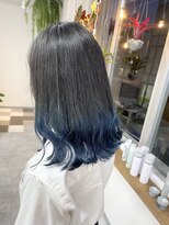 スミール(Smil)&nbsp;ネイビーブルーのグラデーションカラー