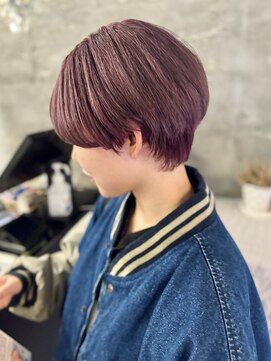 ペルソナ(PERSONA) ハイトーンピンク×マッシュショート