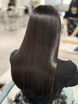 エルサ(Elsa) 【Elsa元町・三宮】サラ艶高濃度水素弱酸性縮毛矯正