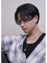 ブラック(BLACK)&nbsp;クラックセンターパート/Men'sHair/リバースセンターパート