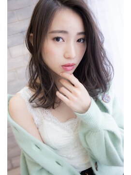 アンダースペル(UNDER SPELL) フェミニンセミロング