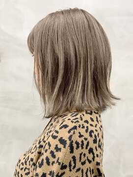 スー 渋谷(suu) ＊【SUN】触れたくなる柔らかグレージュ（モエ）