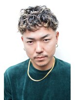 リヴァーカッツ(RIVER CUTS)&nbsp;メンズショートパーマスタイル