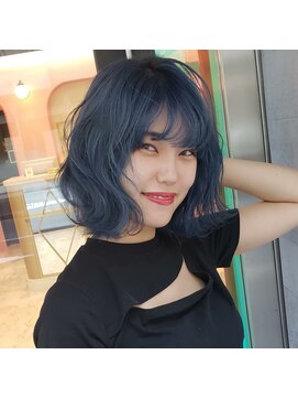 エレラビューティー(ELERA beauty) 韓国ネイビーが可愛すぎる
