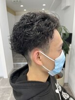 ユウピヘア(youpi hair)&nbsp;パーマ×刈り上げ