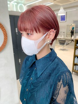 テトヘアー(teto hair) ピンクベージュ、透け感ピンク、耳掛けショート、マッシュ