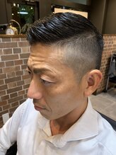 スリーマンズバーバークラブ(THREEMAN'S BARBER CLUB)