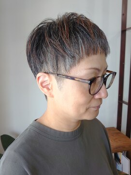 ラトリエコンタン(L´atelier Content) 30代・40代・50代・60代にオススメ 大人の個性派ベリーショート
