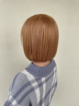 ラ クープ Lacoupe 【ケアブリーチ】まとまりボブ、ペールベージュカラー