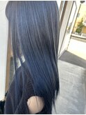 ネイビーブルー