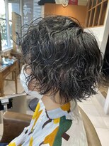 リボーン ビューティー リゾート 松戸店(re-born Beauty Resort)&nbsp;ウルフカルマパーマベリーショートアッシュブラック