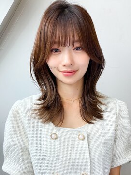 スタートウキョウ 渋谷(STAR TOKYO) 韓国レイヤー★くびれ外ハネ大人可愛い小顔シースルーバング