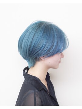 ルプラ ブリリアント(le-pla brilliant) ハンサムショート/ブルー/ダブルカラー/センターパート/豊橋田原