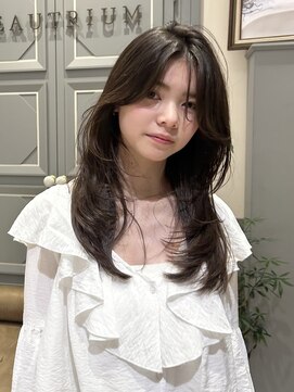 ビュートリアム 梅田(BEAUTRIUM) レイヤーカット/くびれレイヤー/顔まわりレイヤー/茶屋町/梅田