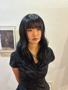 スロンカート(throncart) ３トーンブラックのY2K姫カットスタイル