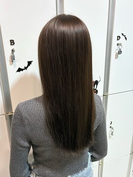 ブリーチなしのオリーブグレージュ！