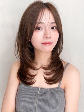 アグノス 青山(Agnos) 前髪美髪似合わせカットミルクティーブロンド愛され艶感