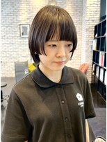 エン(YENN)&nbsp;顔まわりぱつっとナチュラルボブ