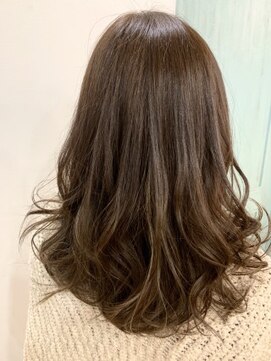 ヘアーアンドメイク シークタチカワ 立川店(Hair&Make Seek) 【Seek立川】ひし形セミロング×サファイア