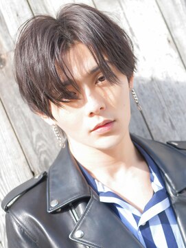 アクロス 原宿(AKROS) ナチュラルセンターパートショート