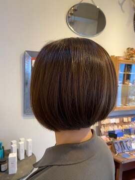 美容室 フィックス 重めボブ