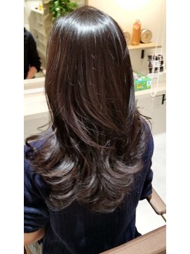 ニュート(Neut.) シルバーアッシュ