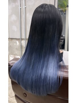 ザ デイ(THE DAY) 艶々のブルーグラデーション【バレイヤージュ】