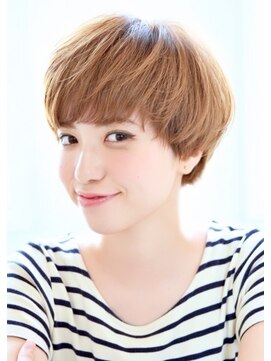 シータ(sheta) 【sheta／三畑賢人】大人かわいい小顔マッシュ丸みショート