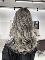 ジゼル 博多筑紫口店(GiseL)&nbsp;海外仕込本場のバレイヤージュ【博多駅筑紫口】@halu_the_world