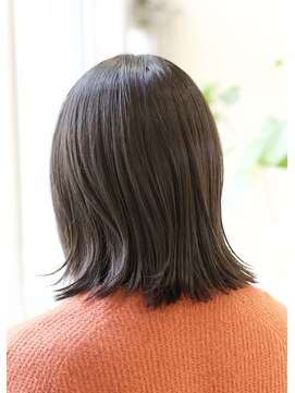 オルガ(orga) 切りっ放しのくびれボブ