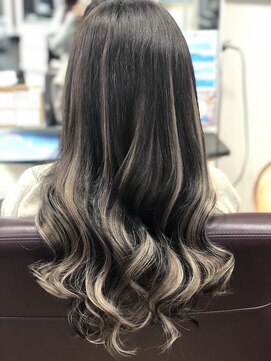 シーハウス(C-HOUSE) ハイトーンも◎ シールエクステ80枚でダメージレスハイライト