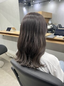 エヌ(N) ナチュラルグレー