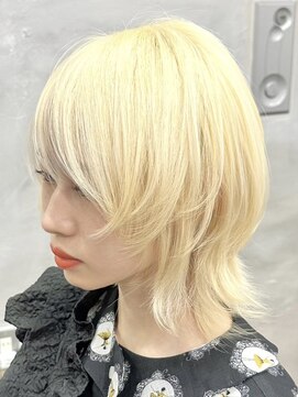 ロア 福岡天神本店(LORE) レイヤーカットダブルカラーケアブリーチハイトーンカラー