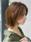 セミディ姫カットフェイスレイヤーナチュラルカール前髪パーマ