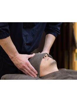 [頭筋膜リリース+スカルプ美容液+高周波]極上ヘッドスパで代謝を促進し,髪と頭皮の健康をキープ!<メンズ>